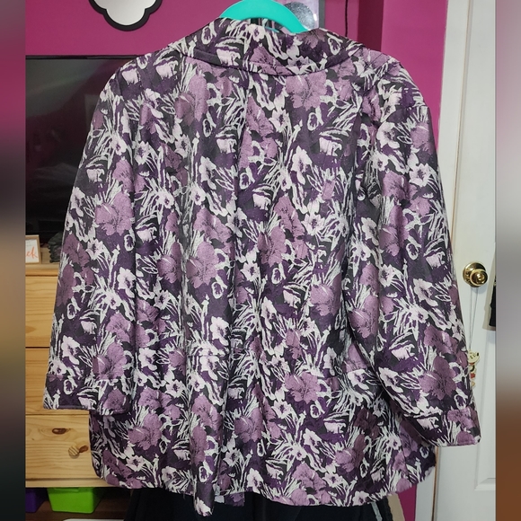 Lane Bryant Floral Blazer - Picture 3 of 4